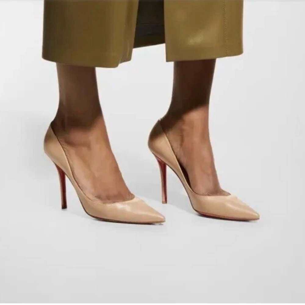 CHRISTIAN LOUBOUTIN | NEW NIB Apostrophe Pumps 100 Nappa Nude Size 38.5